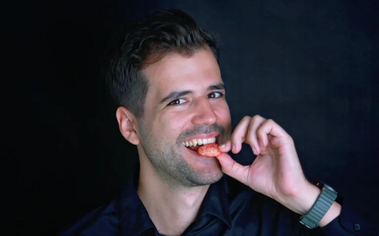 Ákos Tóth von Natural Food